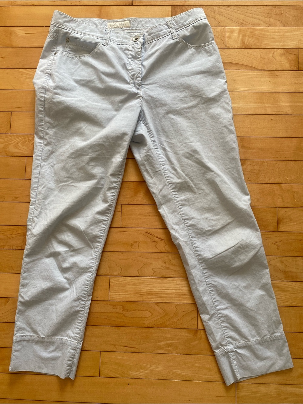 BRAX European style Soft Light Blue Tapered Cotton  pants US Size 31/32 size 8